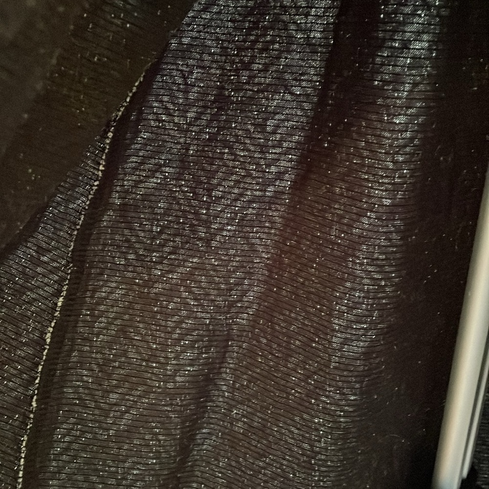 Adorable, black and white jacket with gold details, from JM Collection, 2X. - Picture 7 of 9